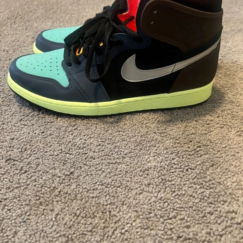 Size 12 Jordan 1 retro high Tokyo bio jack - Picture 2 of 4